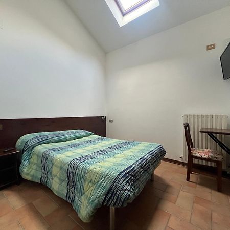 Hotel Guerrin Meschino Montemonaco Esterno foto