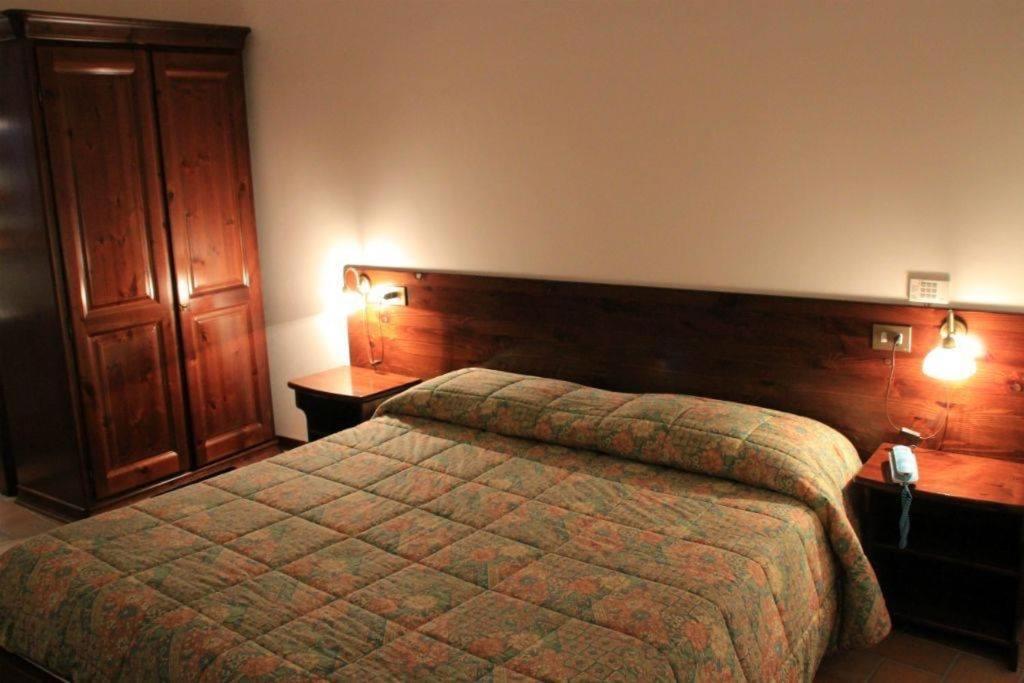 Hotel Guerrin Meschino Montemonaco Esterno foto