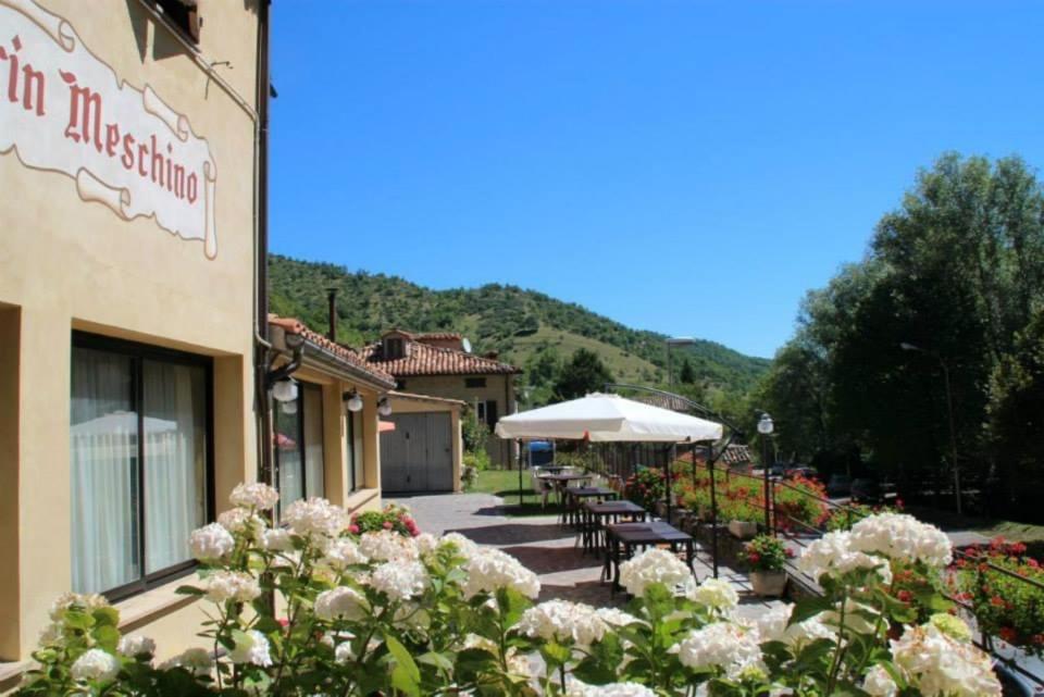 Hotel Guerrin Meschino Montemonaco Esterno foto