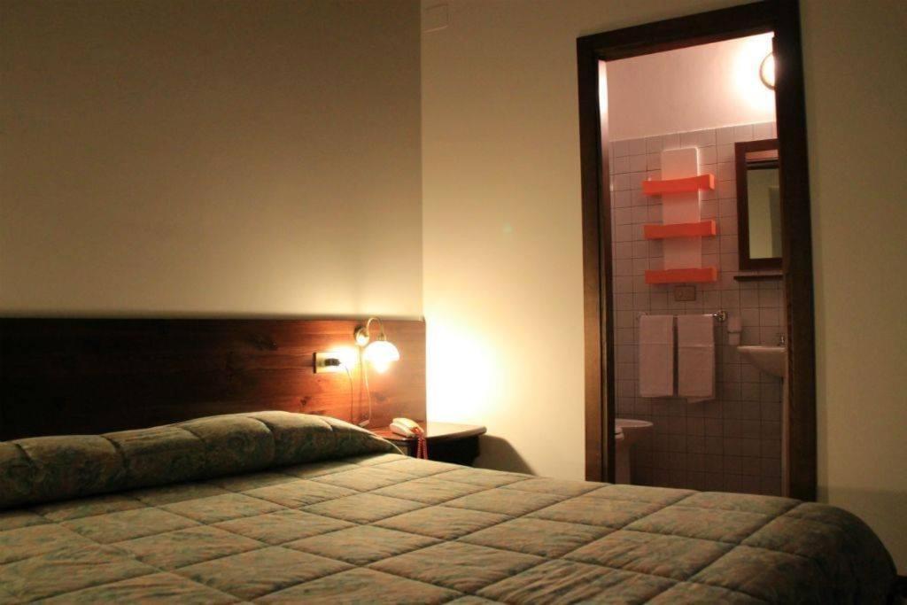 Hotel Guerrin Meschino Montemonaco Esterno foto