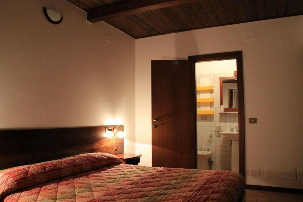 Hotel Guerrin Meschino Montemonaco Esterno foto