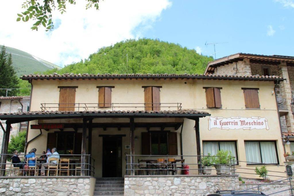 Hotel Guerrin Meschino Montemonaco Esterno foto